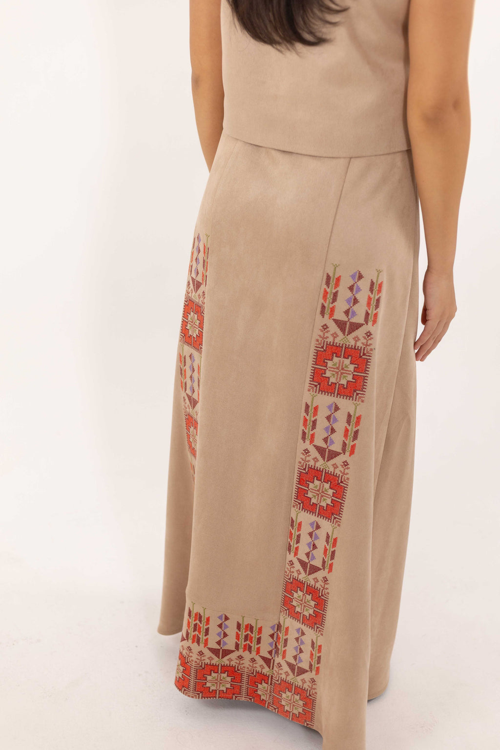 Banayek Skirt – Suede, FW25