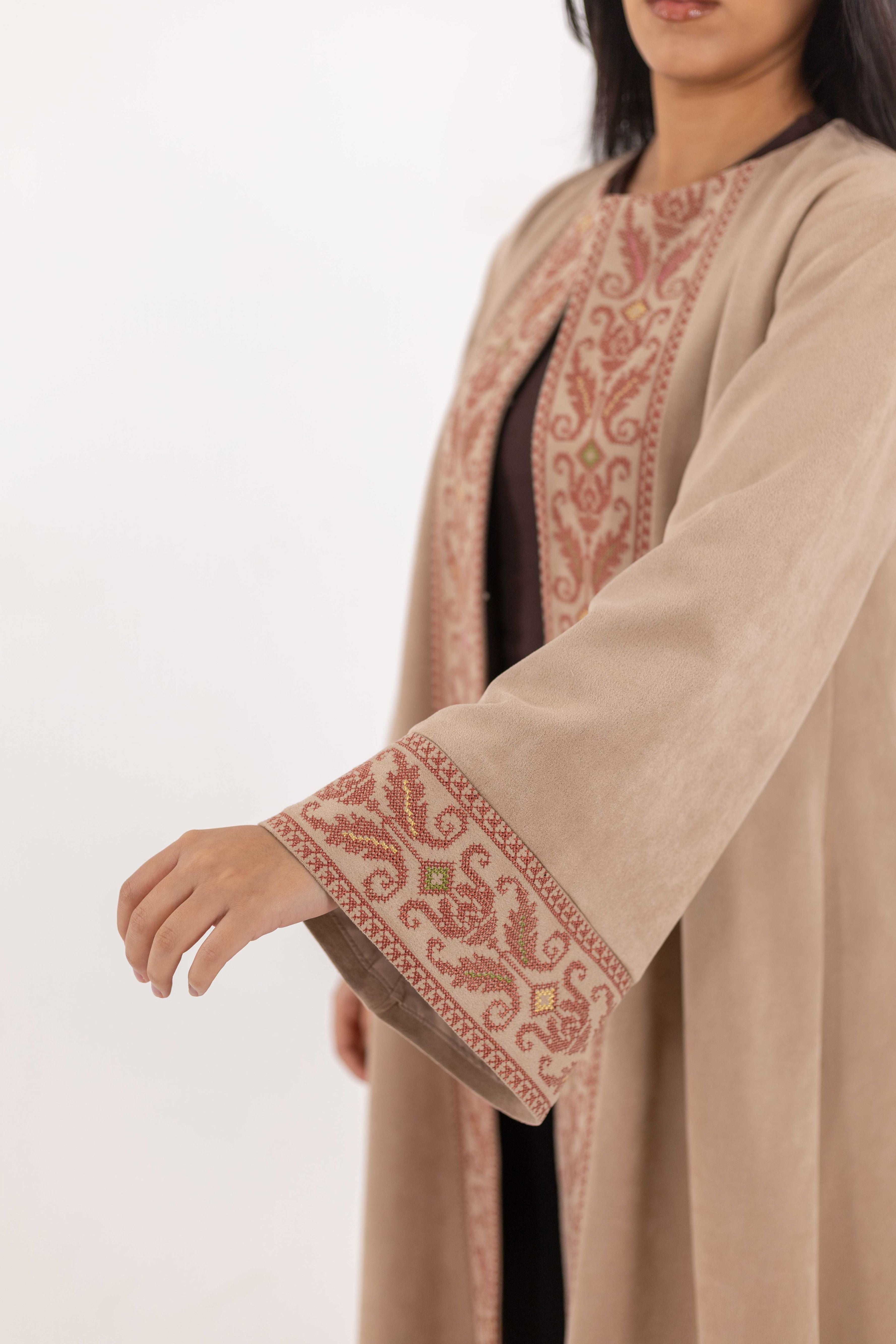 The Classic Abaya – Suede, FW25